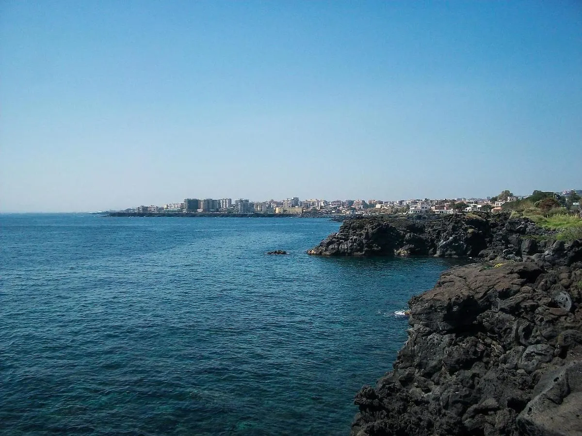 Sunset Flat - Free Parking And A/C Apartment Tremestieri Etneo Italy